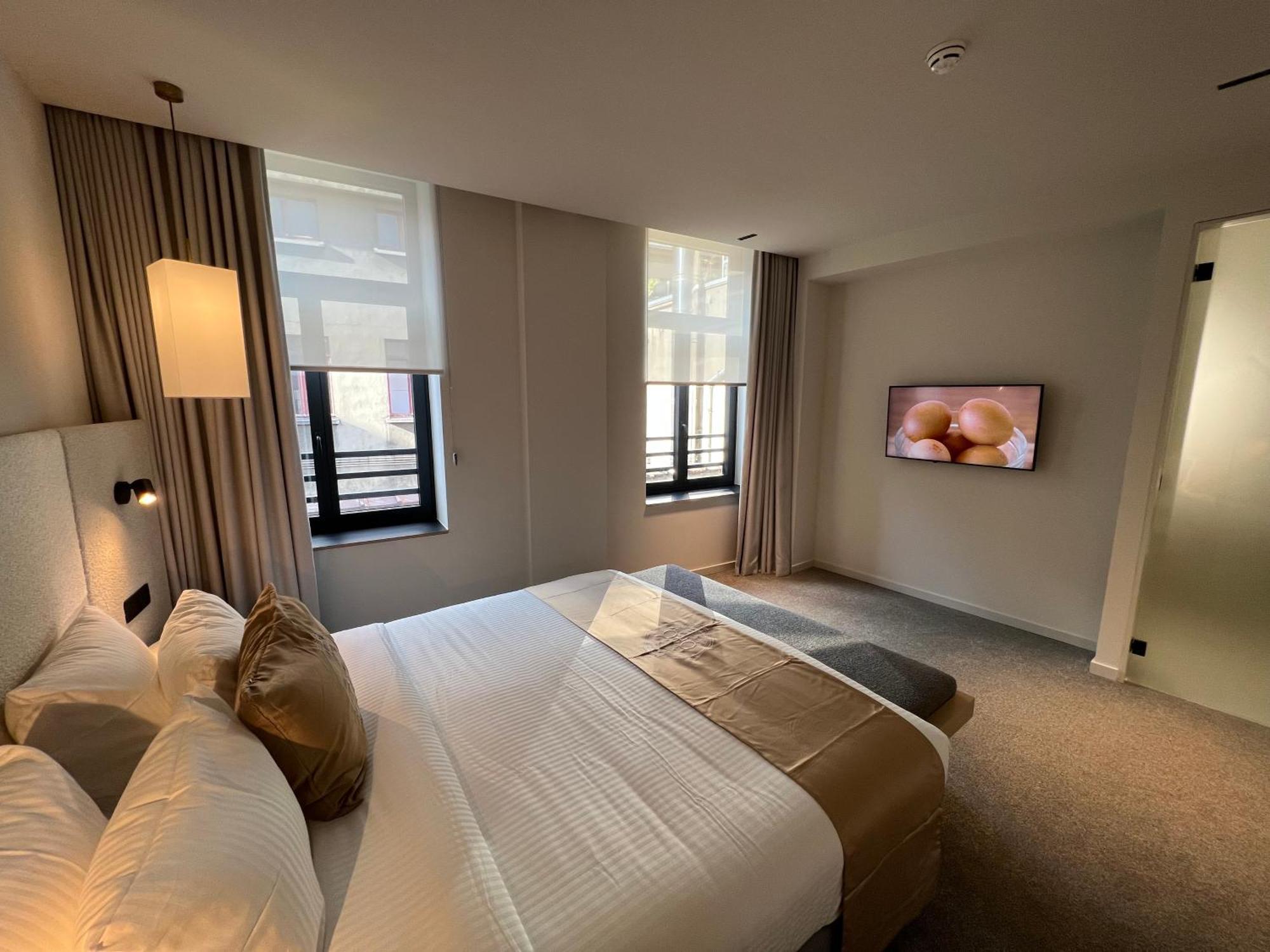 Opo Hotel Брюссель Экстерьер фото