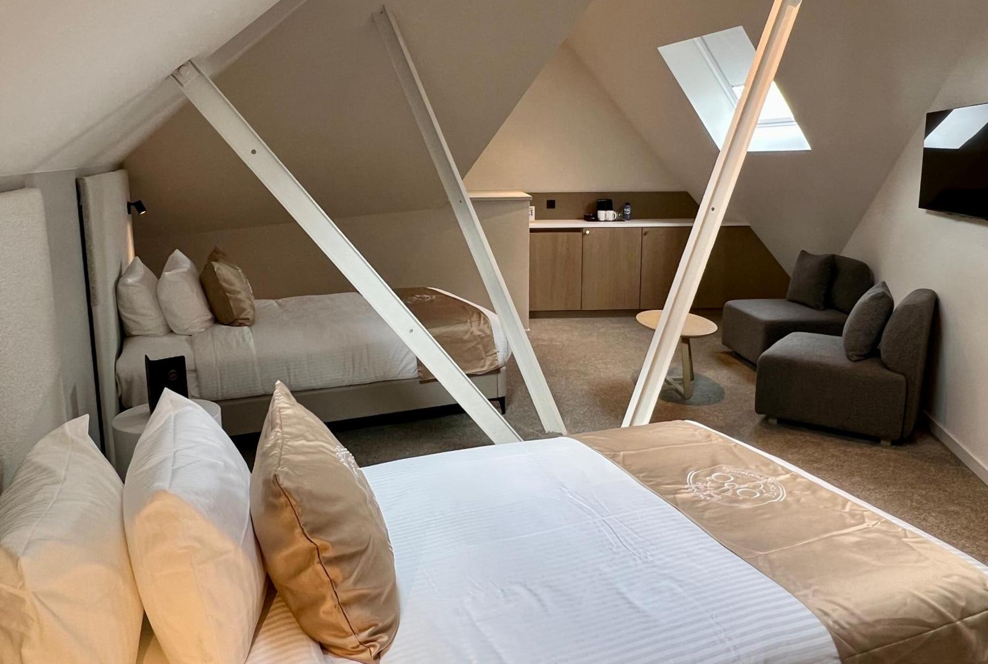 Opo Hotel Брюссель Экстерьер фото